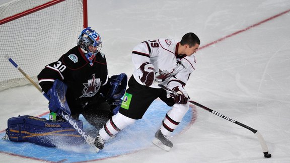 Ozoliņa komanda zaudē KHL Zvaigžņu spēles meistarības pārbaudījumos - 1