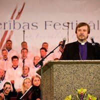 Шлесерс: президентом мог бы стать архиепископ Ванагс