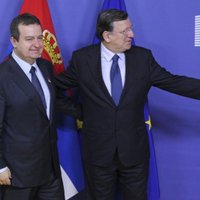 Kādreiz NATO bombardētā Serbija oficiāli sākusi iestāšanās sarunas ar ES