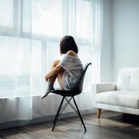 Шкала одиночества: ученые назвали три возраста, когда это чувство обостряется