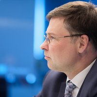 Digitālais nodoklis Eiropā būs, pārliecināts Dombrovskis
