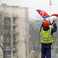 Foto: Krievi poš Vladivostoku Kima Čenuna uzņemšanai