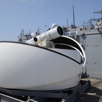 Военный флот США вооружается лазерными пушками