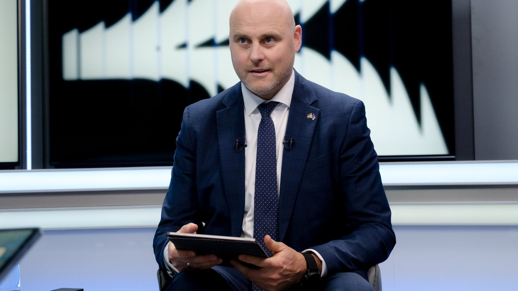 Latvian government rejects prosecutor's protest, will not cancel timber industry support