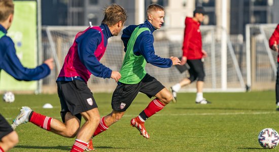 Latvijas U-17 futbolisti ar uzvaru sāk Eiropas čempionāta kvalifikāciju