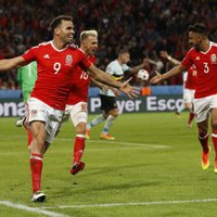 Velsas futbolisti negaidīti aizcīnās līdz EURO 2016 pusfinālam