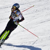 Ģērmane Pasaules kausā slalomā nefinišē pirmajā braucienā