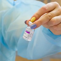 Vakcināciju pret Covid-19 sākušo īpatsvars pieaudzis līdz 52%