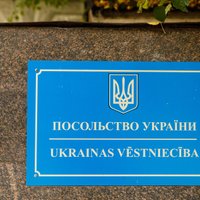 "Это будет честно". Глава МИД Украины подтвердил запрет на консульские услуги для уехавших от мобилизации