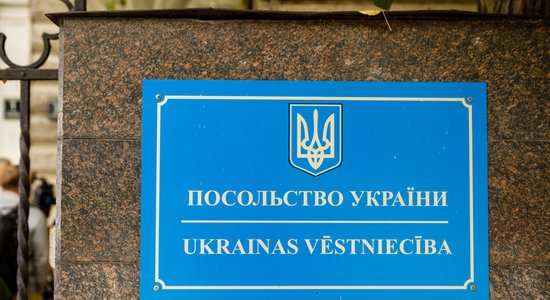 "Это будет честно". Глава МИД Украины подтвердил запрет на консульские услуги для уехавших от мобилизации