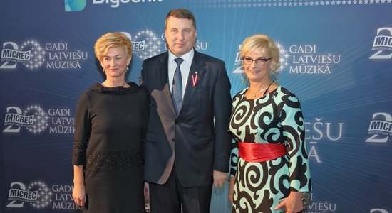 Foto: Latvijas mūzikas gardēži bauda 'MicRec' jubilejas koncertu