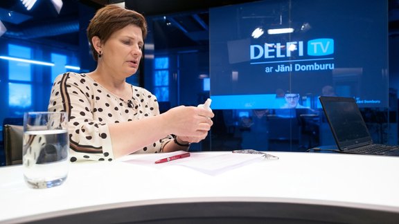 Delfi TV ar Domburu: Ilze Viņķele - 4