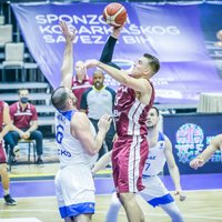 Latvijas basketbola izlase pārliecinoši uzvar apakšgrupas līderi Grieķiju