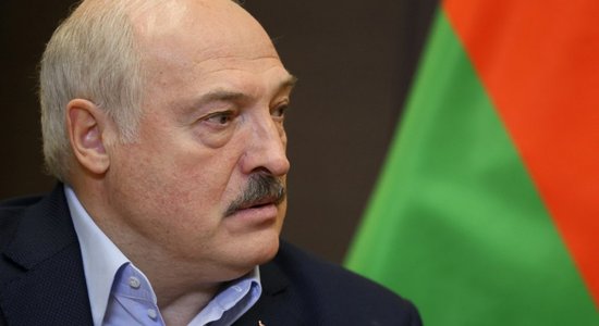 Александр Лукашенко заявил, что Украина "уже денацифицирована"