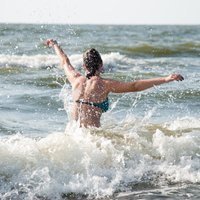 Latvijā sācies viens no garākajiem karstuma viļņiem pēdējos gados