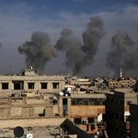 Sīrijā bombardējot nemiernieku bastionu, nogalināti 45 civiliedzīvotāji