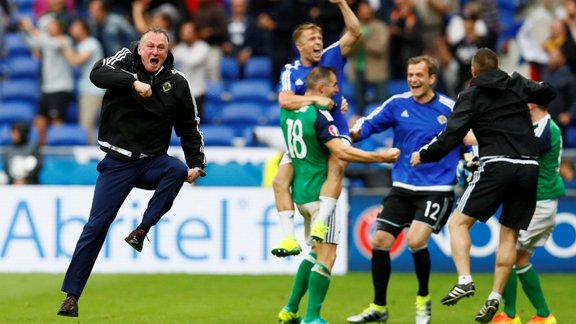 Northern Ireland head coach Michael O Neill celebrates after Niall McGinn score