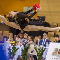 ФОТО: В Риге прошли соревнования по художественной гимнастике "Балтийский обруч"