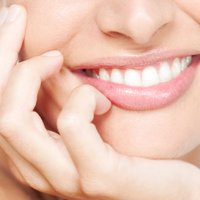 Pieci mīti un stereotipi par zobu implantu ievietošanu