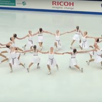 Video: Latvijas sinhronās slidošanas izlase izcīna 24.vietu pasaules čempionātā