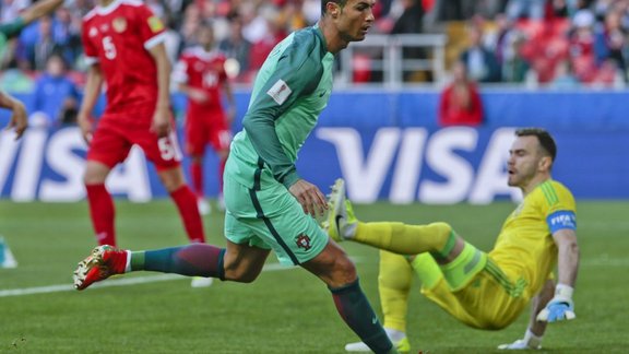 Portugal Cristiano Ronaldo, Russia Igor Akinfejev