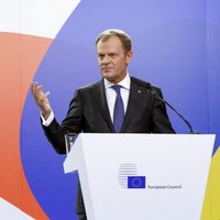 Латвия поддерживает повторное утверждение Туска председателем Евросовета
