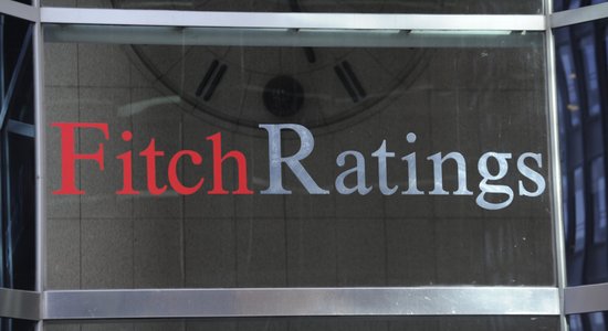 'Fitch' pazemina 20 Krievijas banku kredītreitinga perspektīvas