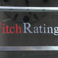 'Fitch' pazemina 20 Krievijas banku kredītreitinga perspektīvas
