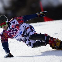 Naturalizētais Krievijas sportists Vailds iegūst zeltu snovborda paralēlajā milzu slalomā