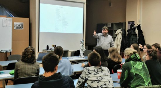 TSI mācībstundas: palīgs skolotājiem un aizraujošas zināšanas skolēniem