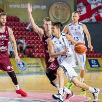 Latvijas basketbolistiem zaudējums Igaunijai baltiešu duelī Tbilisi