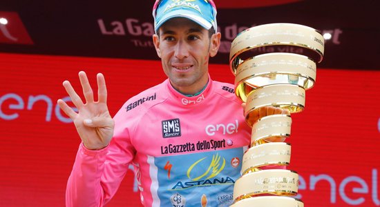 Nibali otro reizi karjerā triumfē prestižajā 'Giro d'Italia' velobraucienā