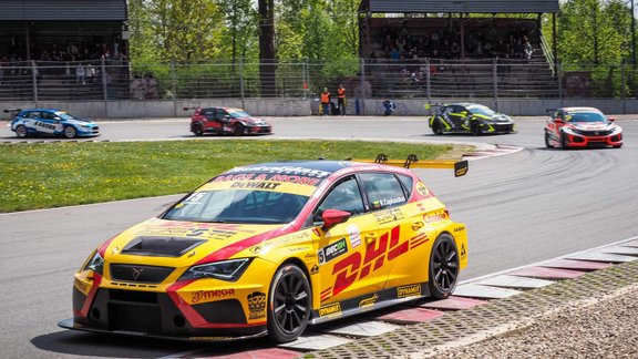 Valters Zviedris un TCR