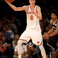 Porziņģis – pirmais 'Knicks' spēlētājs, kurš četrās spēlēs trīsreiz guvis 30 punktus