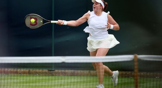 Ostapenko pret veterāni Vikmaijeri aizvada otro kārtu Vimbldonā