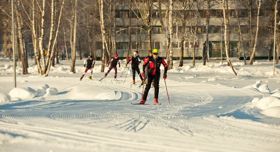 Foto: Purvciemā atklāts ziemas sporta un atpūtas parks