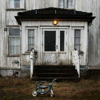 Foto: Skandināvijas spoku mājas, kas palīdzējušas fotogrāfei atgūt veselību un dzīvotgribu
