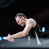 'VEF Rīga' basketbolisti pārbaudes mačā zaudē Šauļu komandai