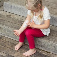Bērnam spēcīgi niez āda – vai neirodermatīta pazīme?