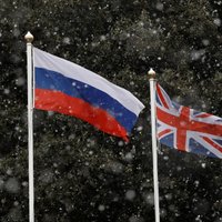 Krievija cenšas ietekmēt Lielbritānijas politiku Covid-19 krīzē