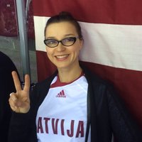 ФОТО: Латвийская сборная по хоккею довела Марию Наумову до слез
