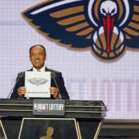 'Pelicans' uzvar NBA drafta loterijā un, visticamāk, izvēlēsies jauno superzvaigzni Viljamsonu