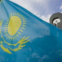 Krievija un Kazahstāna paraksta līgumu par militāro un tehnisko sadarbību