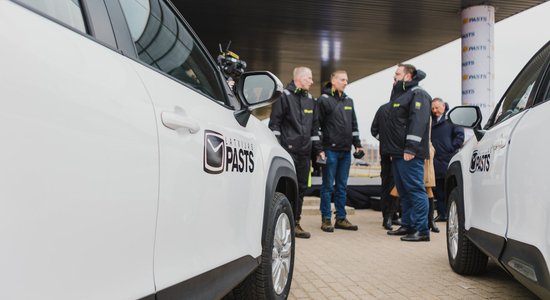 'Latvijas Pastam' jauno auto noma izmaksās 5,5 miljonus eiro