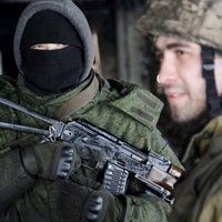 Kijeva un prokremliskie teroristi pauž gatavību apmainīties ar gūstekņiem