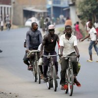 Burundi ceļ pilsoņu morāli: neprecētiem pāriem obligāti jāsalaulājas