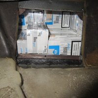 Uz Latvijas-Krievijas robežas atklāj 28 700 kontrabandas cigarešu