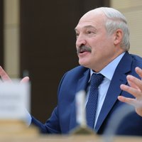 Лукашенко о белорусских спортсменах: у них на уме только "бабло" и "телки"