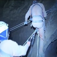 Video: Ievainota pētnieka glābšana no Vācijas dziļākās alas