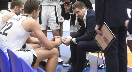 'VEF Rīga' basketbolisti pagaidām neaizvada koptreniņus